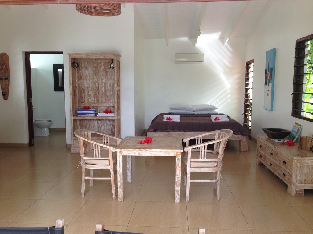 Angelfish Cove Villas Port Vila Exterior photo