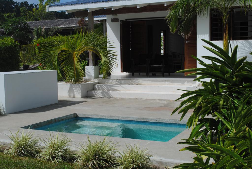 Angelfish Cove Villas Port Vila Exterior photo
