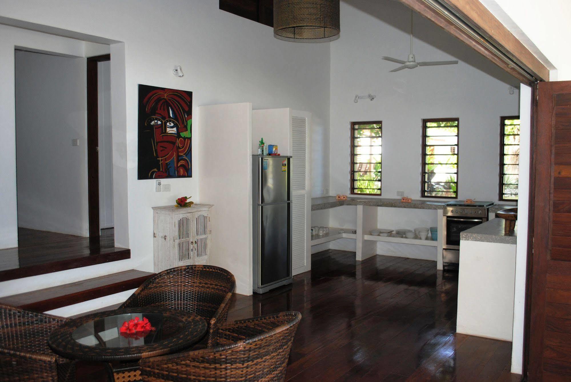 Angelfish Cove Villas Port Vila Exterior photo